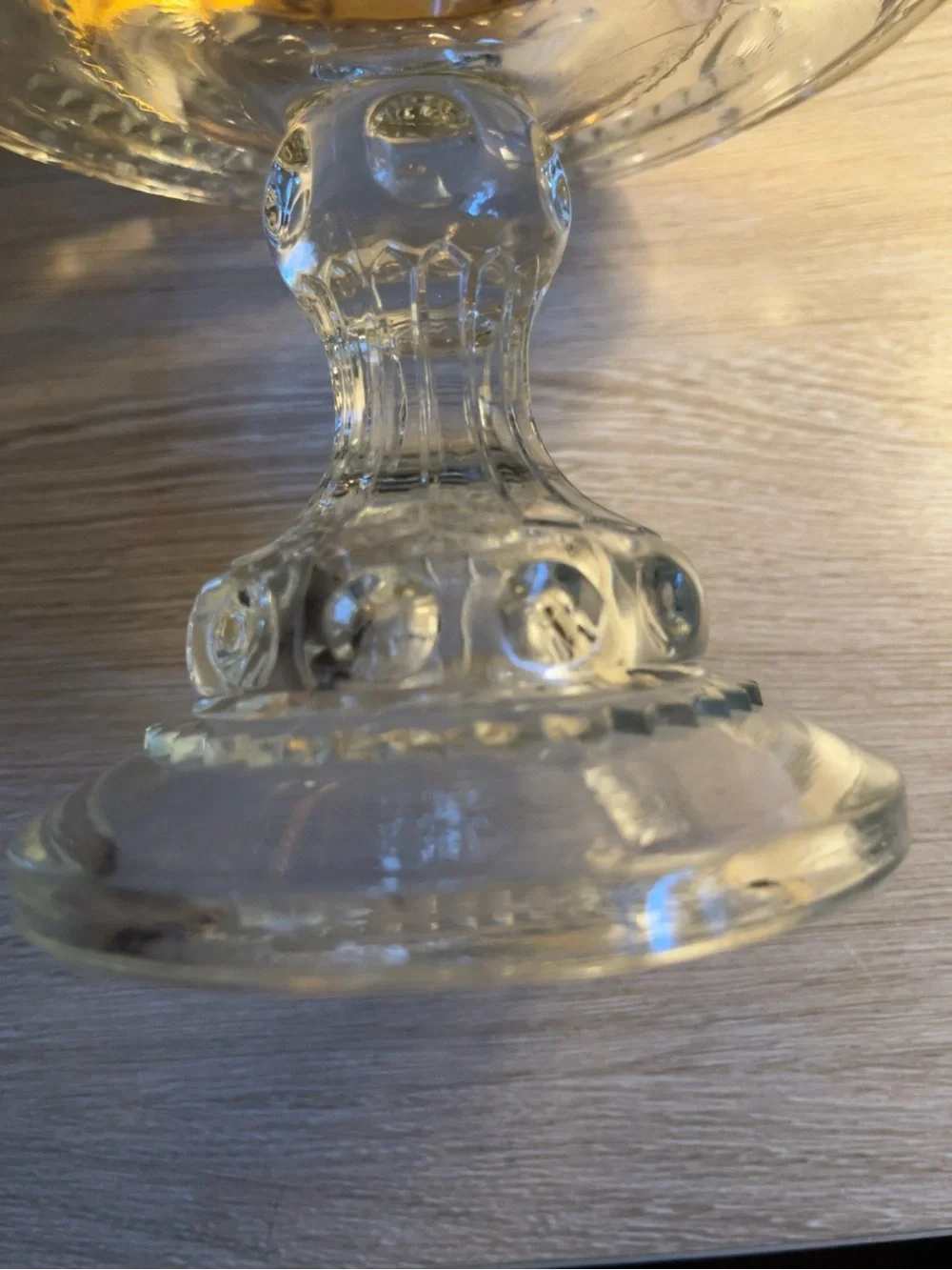 Gold-Rimmed Glass Compote Bowl - Elegant Home Dining Centerpiece